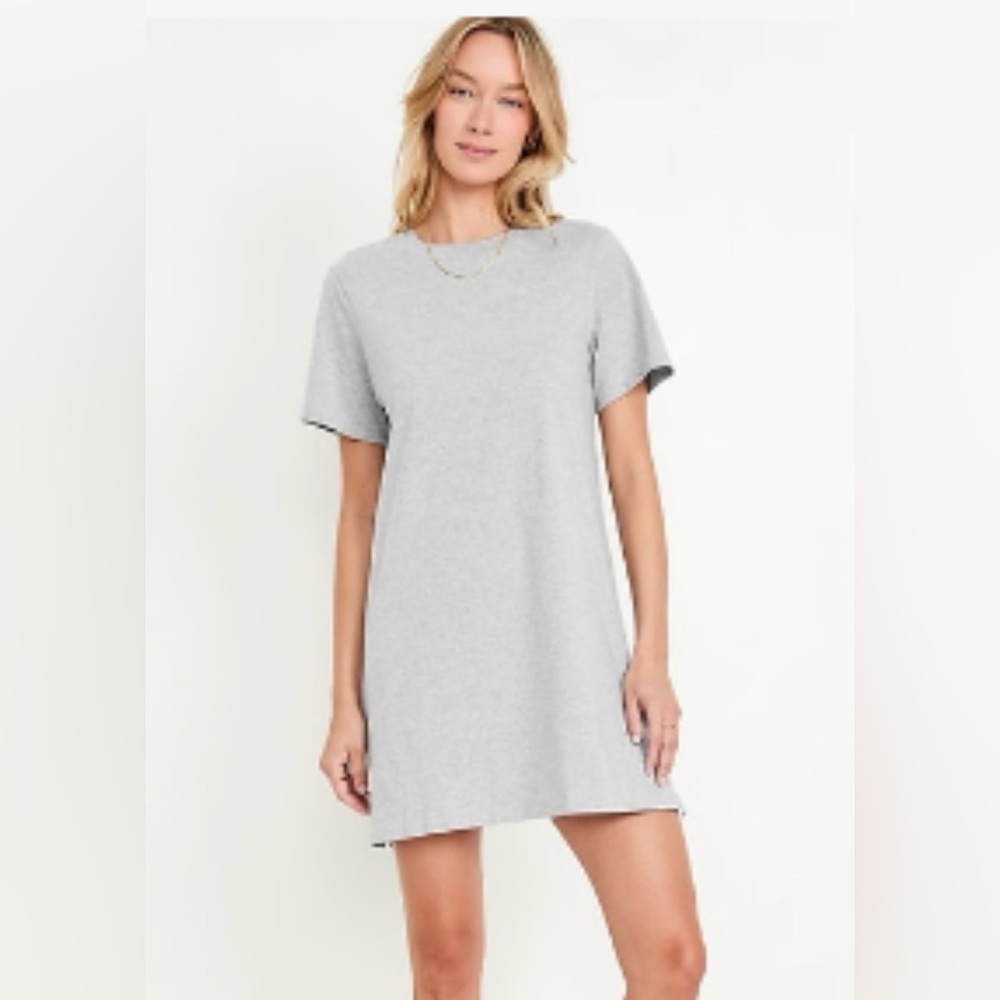 Old Navy Casual Heather Gray T-Shirt Dress